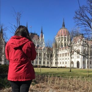 Meet your Posher, Anna